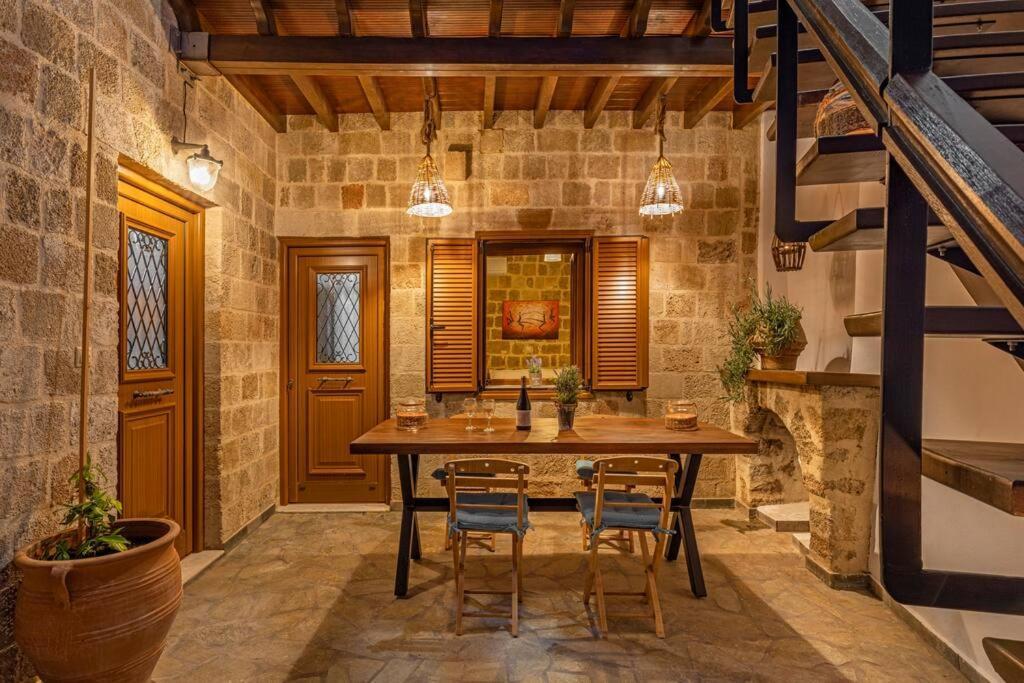 Margaritis Luxury Medieval House Rhodes City Eksteriør bilde